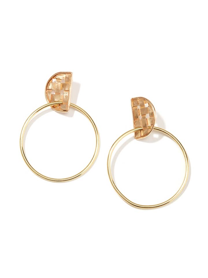 Orecchini a Cerchio Crescent Link per la vendita all'ingrosso da parte di Nectar Nectar New York