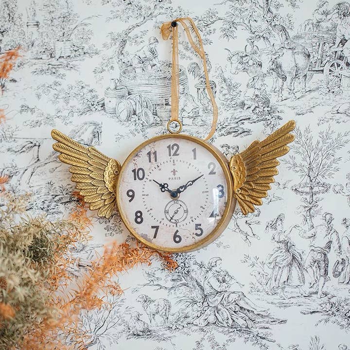 Vagabond Vintage - Wholesale Wall Clock - IRON CLOCK IN GOLD FINISH