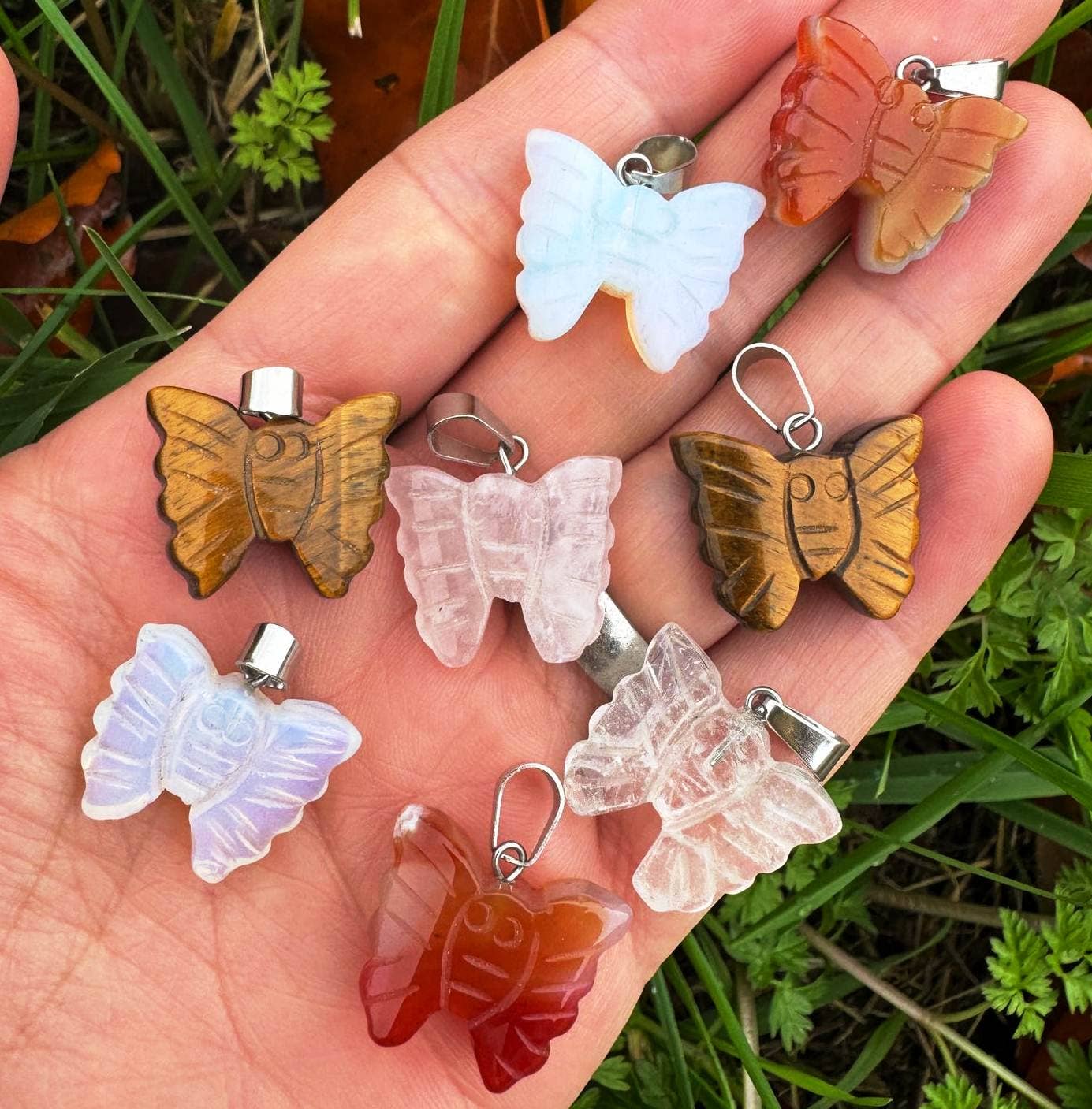 Elf Kendal Hippies – Großhandel Individueller Charm/Anhänger – Schmetterlingsanhänger 2cm Karneol Schmetterling Rosenquarz Charm2