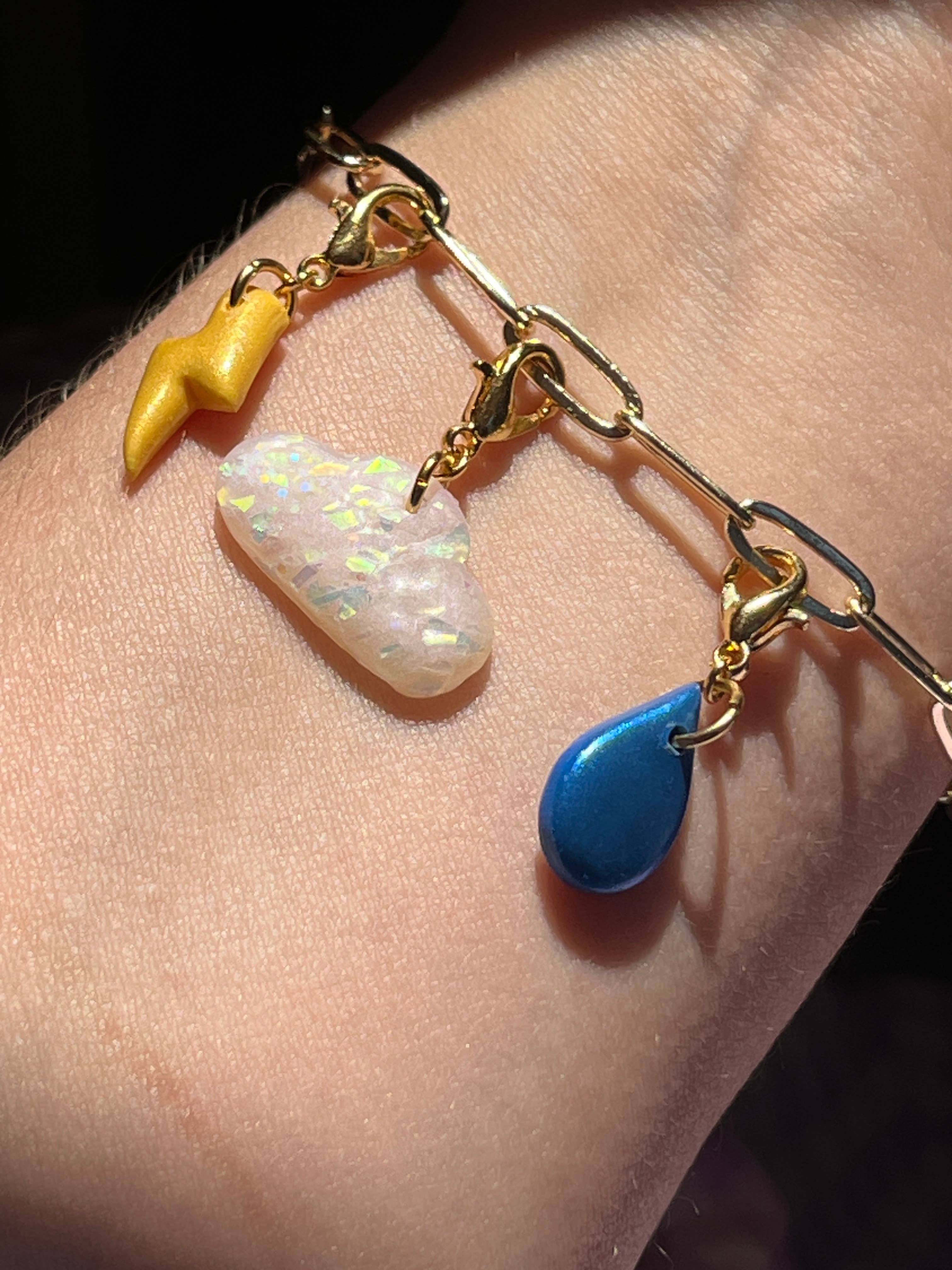 REMOVED BRAND - Wholesale Individual Charm/Pendant - Lightning Charm For Bracelets & Necklaces | Gold Plated2