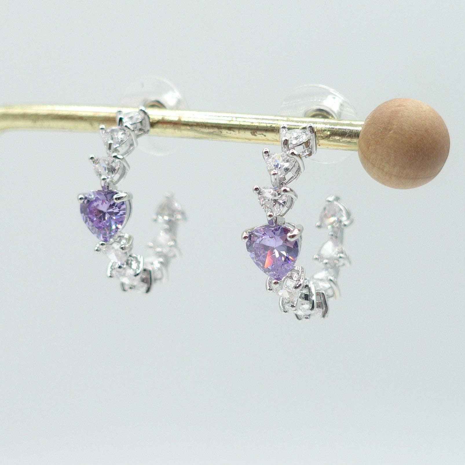 Daemon srls – wholesale Hoop-örhängen – CHERIE - STORT hjärta - orecchini en cerchio con cubic zirconia a forma di cuore19