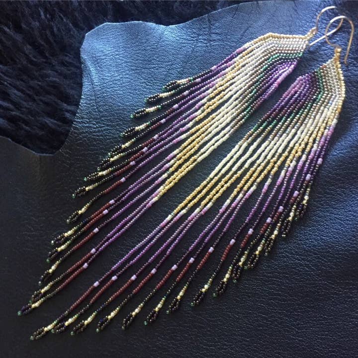 Boucles d'oreilles en perles inspirées de « Gaia » de Maui Swan Designs pour la vente par Maui Swan Designs