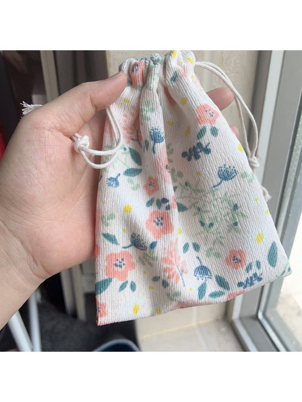 Funkyrel® Atzbranding Limited - Wholesale Pouch - Women's - Cosbai - Floral Drawstring Pouch - Mini & Portable6