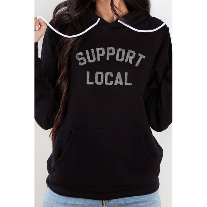 Suporte Angustiado Capuz Gráfico Local por atacado de Kissed Apparel