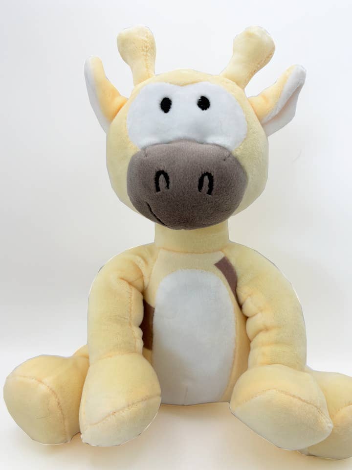 Peluche de girafe assise pour la vente par Paper Cow LLC