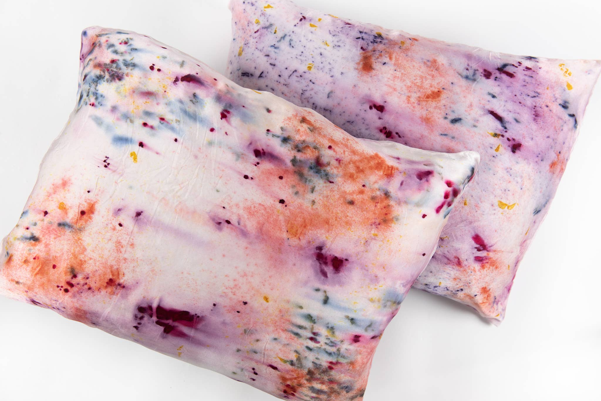 DYE KWEEN - Wholesale Bedding Pillowcase/Sham - Abstract Botanically Dyed Silk Pillowcase4