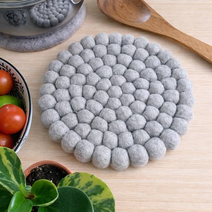 Hamro Village - Wholesale Trivet - Felt Ball Trivet 8