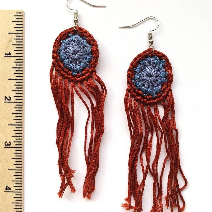 Boucles d'oreilles franges au crochet pour la vente par Royaboya Handmade