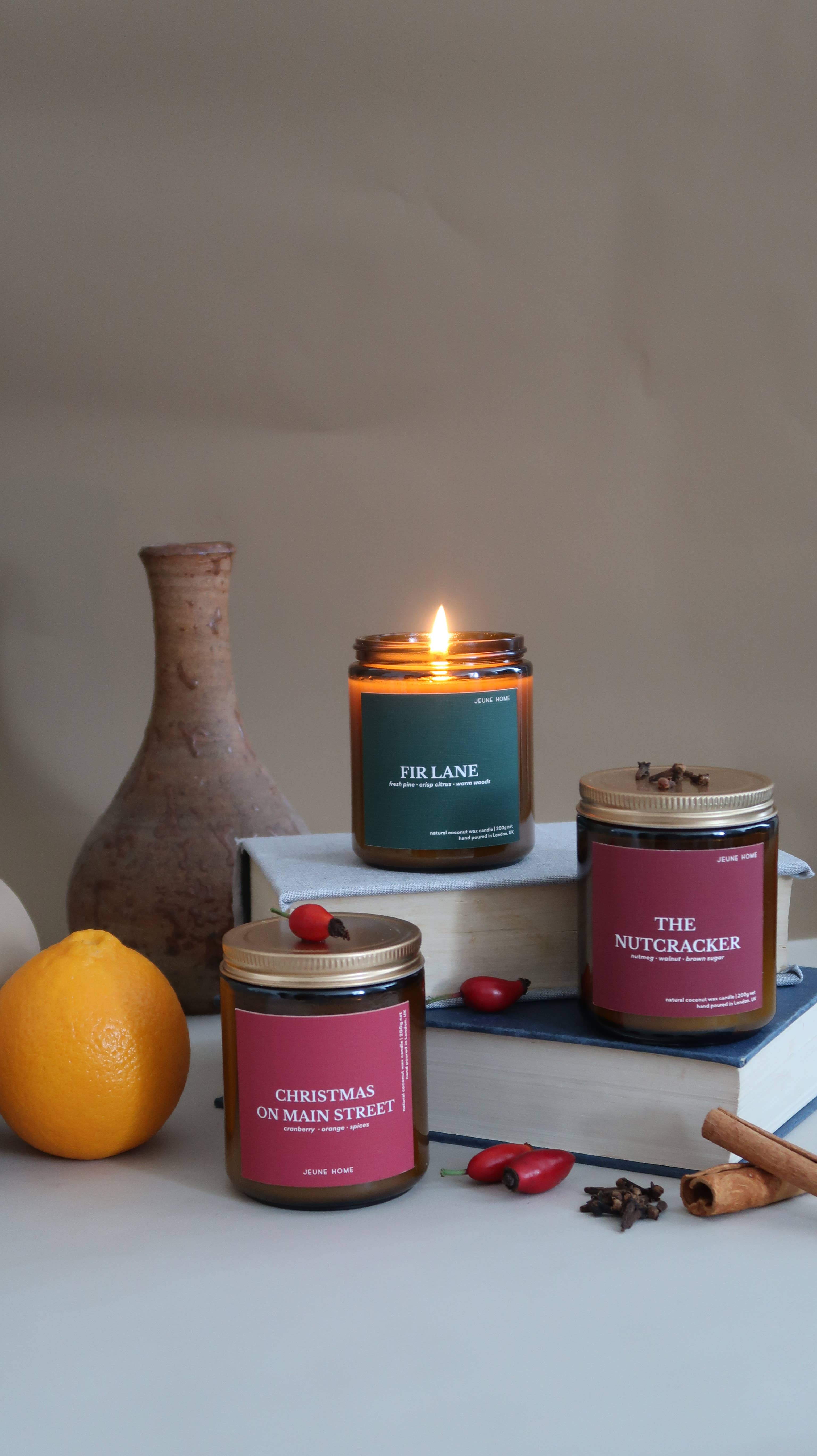 Jeune Home – wholesale Jar/filled candle – Fir lane- coconut wax candle in amber jar | Christmas5