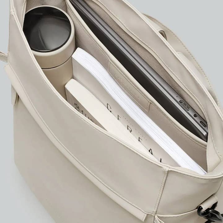 Gaston Luga - Wholesale Backpack - Unisex - Gaston Luga Tåte 2-in-1 Shoulder Tote and Backpack3