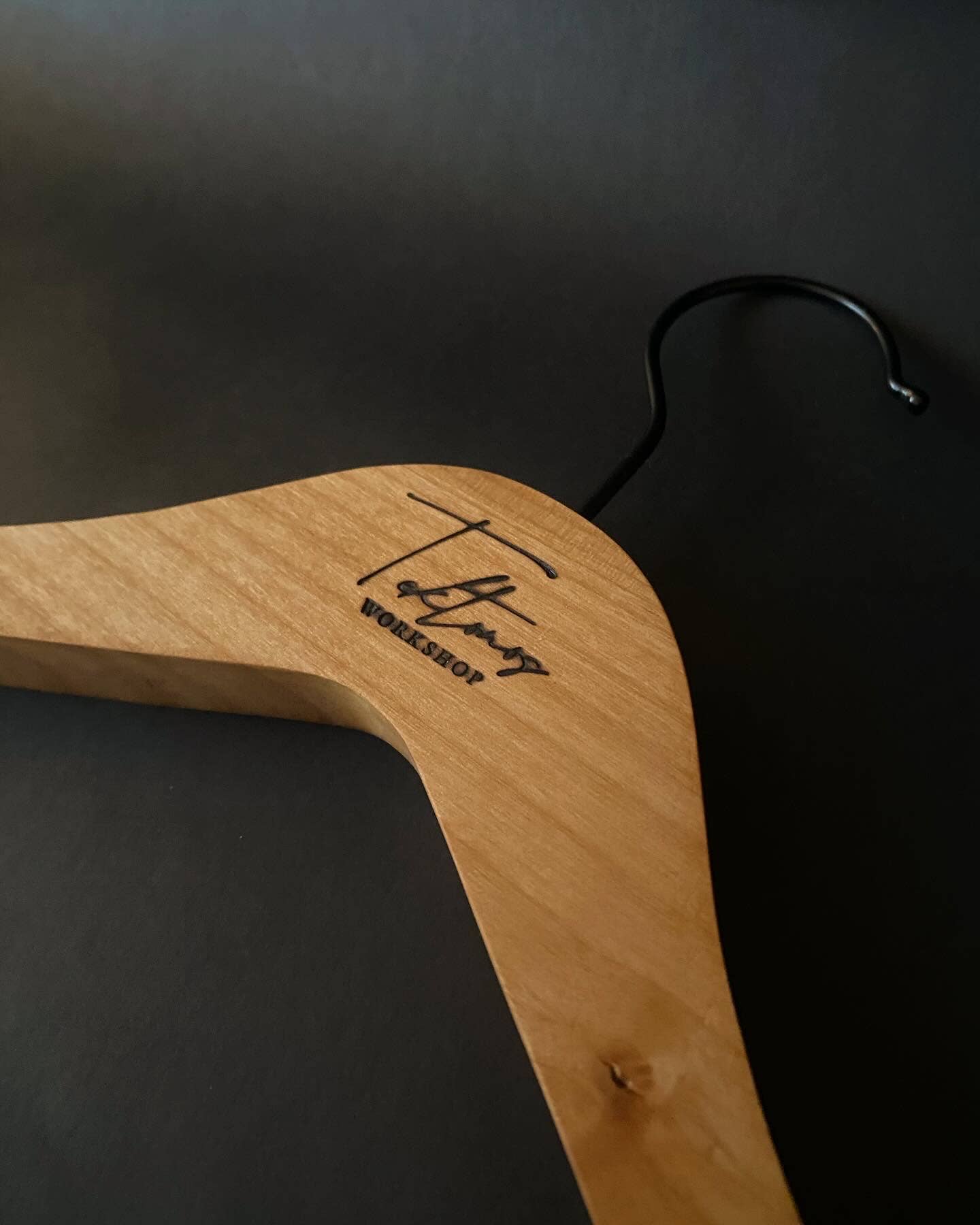 Tektonos Workshop - Wholesale Clothes Hangers - Custom Coat Hangers2