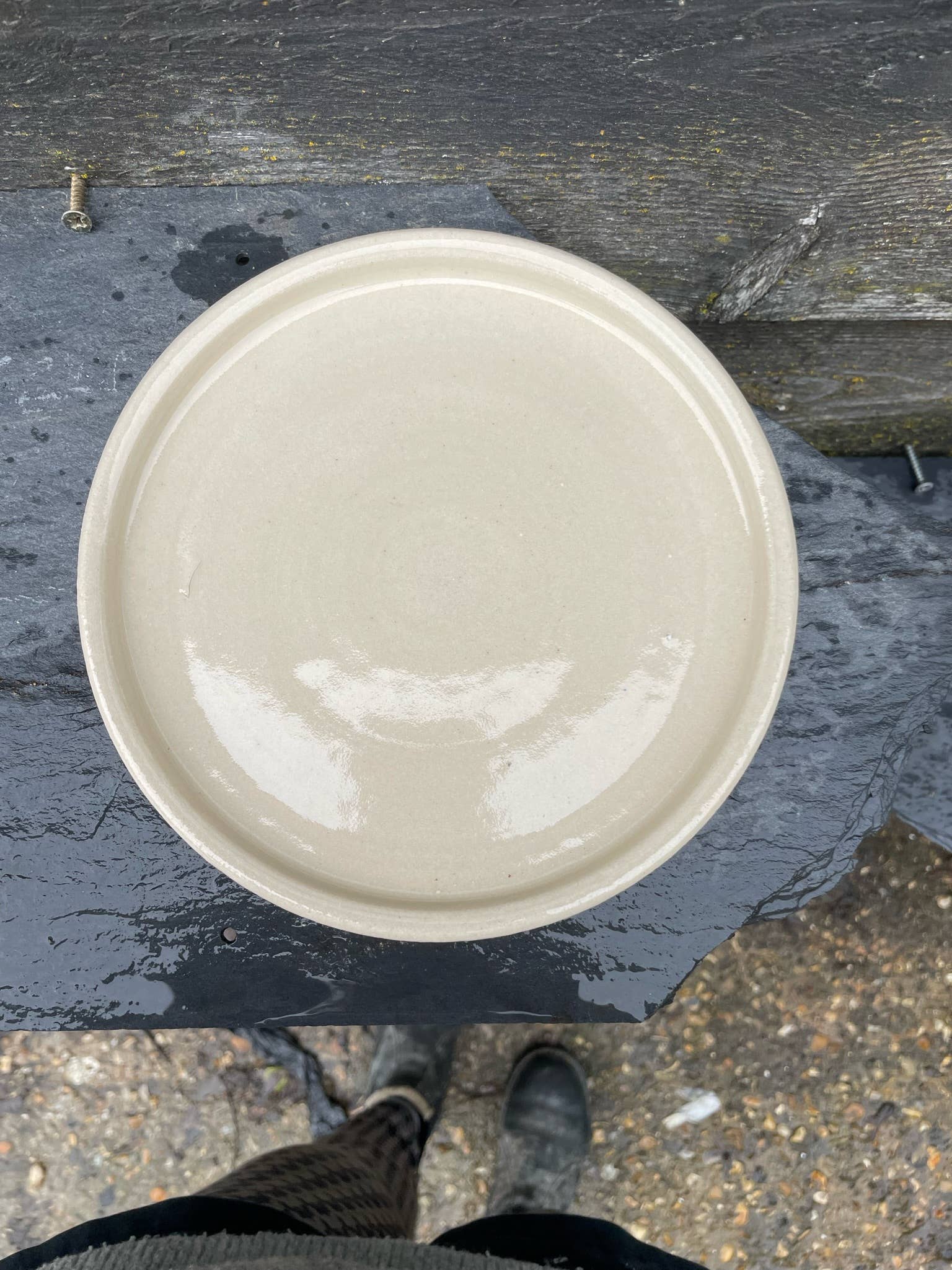 Charlotte Manser Ceramics – wholesale Dinner plate – Off-White Plate