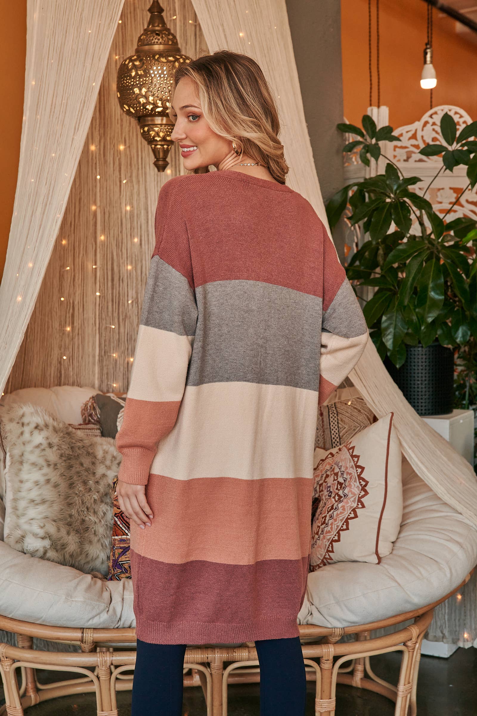 Nicabel - Wholesale Cardigan - Women's - Color-blocked midi-length sweater cardigan-SW60585