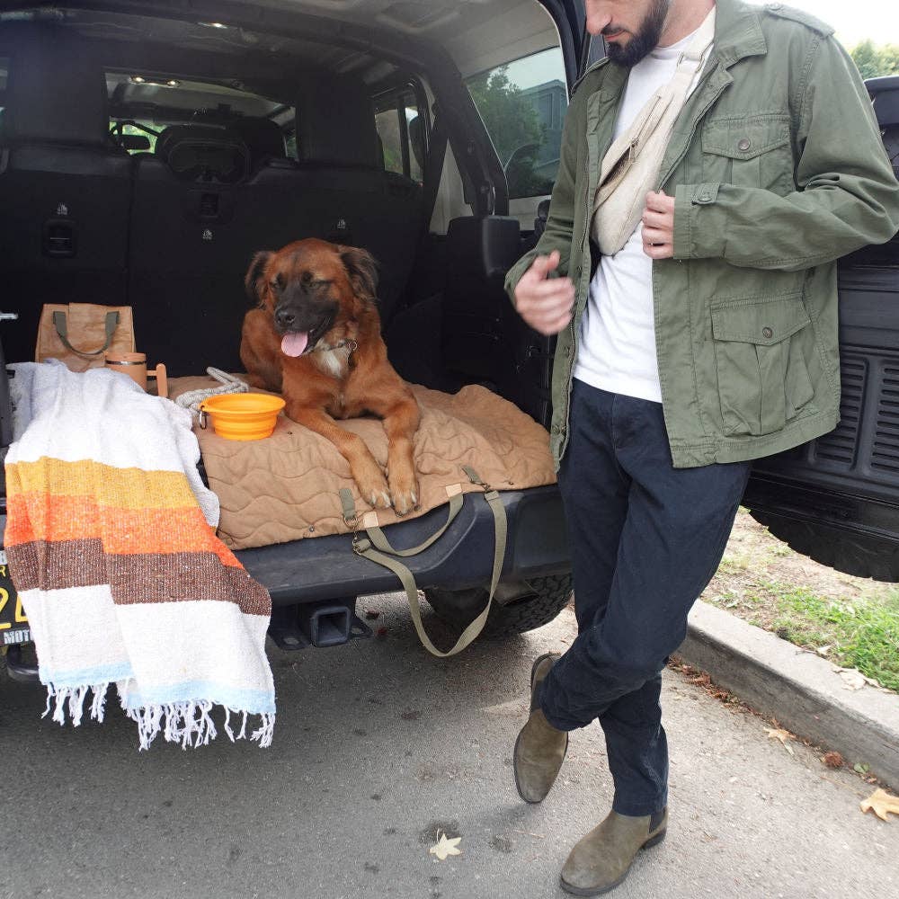 Tilley + Me - Wholesale Pet Bowl - Cat/Dog - Desert Tones Travel Collapsible Pet Bowl with Carabiner Clip5