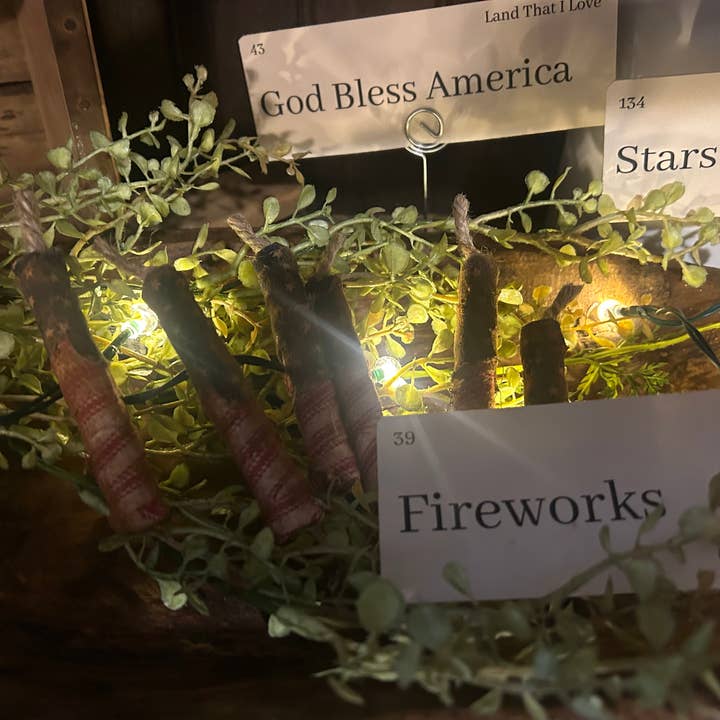 Colonial House Primitives - Wholesale Decorative Tabletop Object - Handmade Firecracker Grubby Bowl Filler USA Americana1