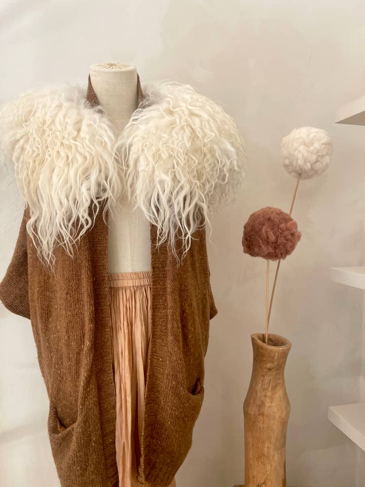 HoogaHooga - Wholesale Fur/Faux Fur Coat - Women's - Icelandic Sheepskin Furry
