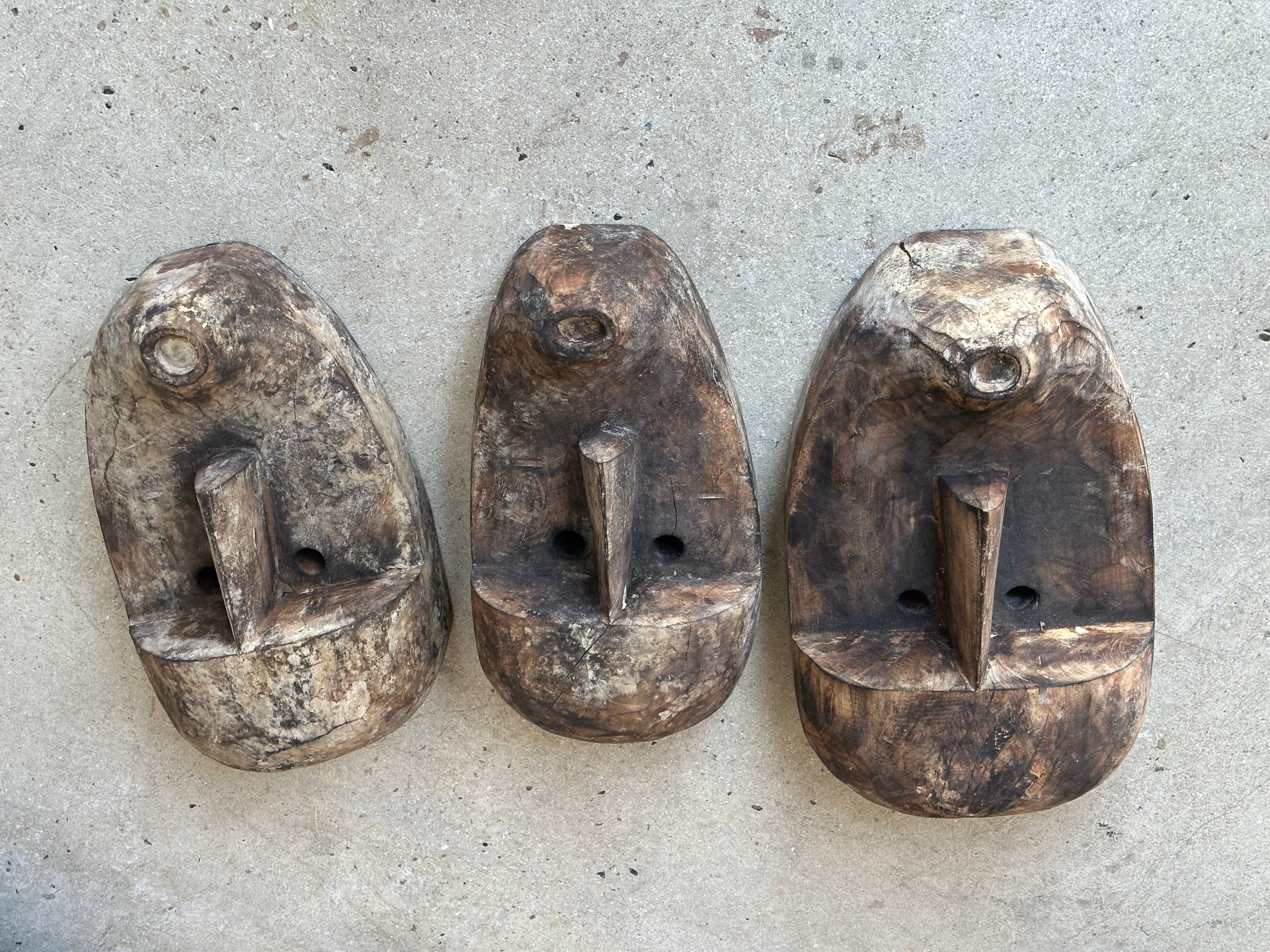 Office Objets – wholesale Skulptur – Stor Timor-mask i patinerat trä, höjd ca 50 cm (3 stycken)18