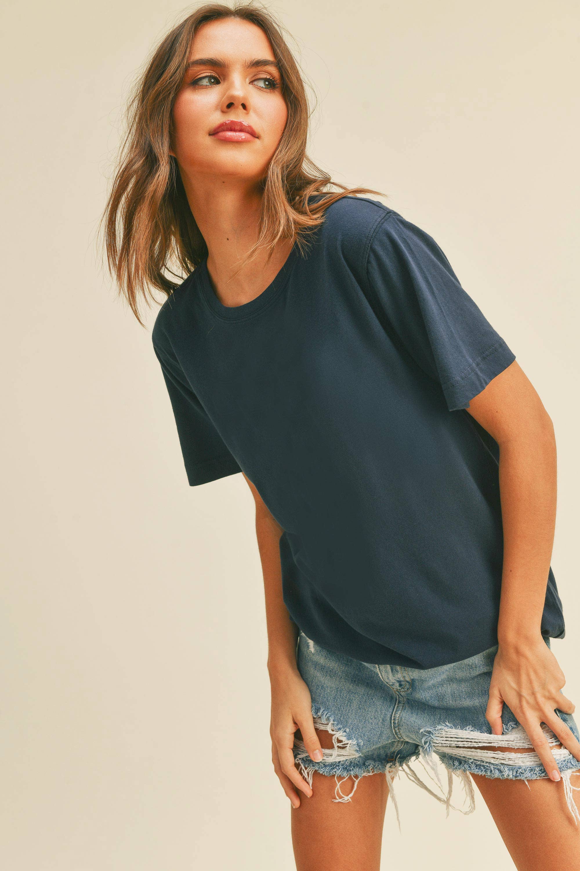 Honestee - Venta al por mayor Camiseta estampada - Mujer - Camiseta Clásica de Manga Corta en Blanco17