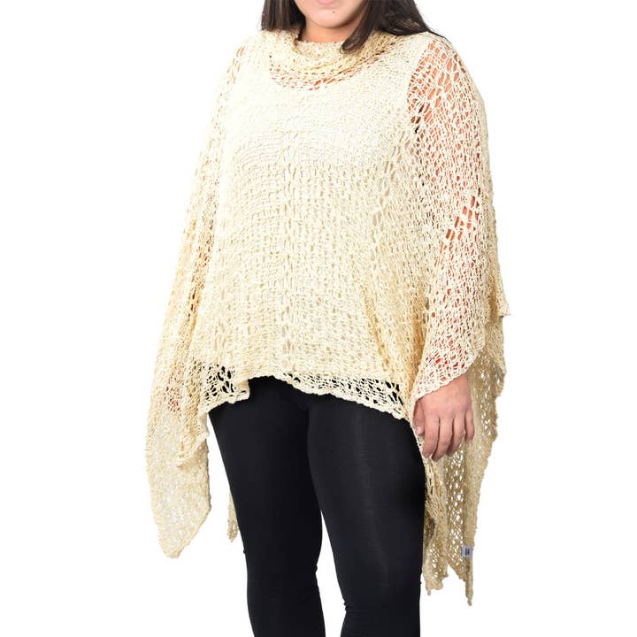 PONCHO COLLO ALTO per la vendita all'ingrosso da parte di Benjamin International