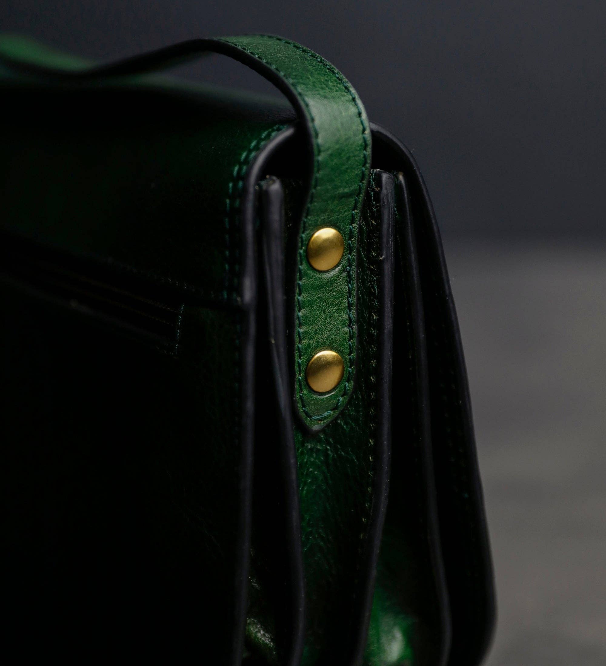 Time Resistance – wholesale Crossbody bag – Women's – Leather Saddle Bag for Women - Moonfleet16