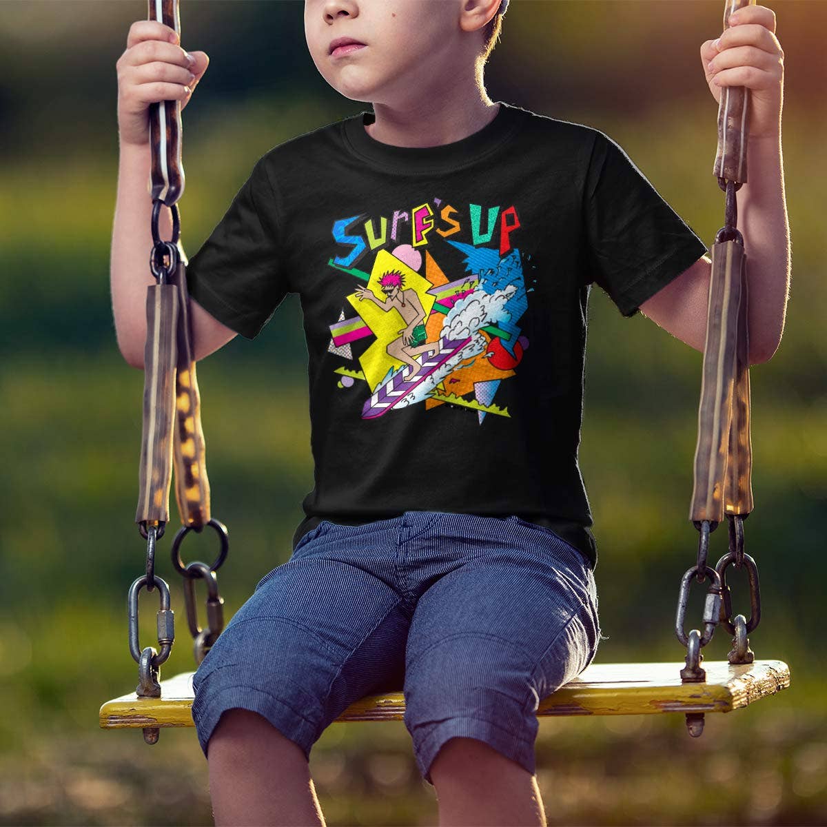 RetroPlanet - Vente T-shirt sérigraphié – enfant - T-shirt Surfs Up 80's Style Design en coton unisexe pour jeunes5