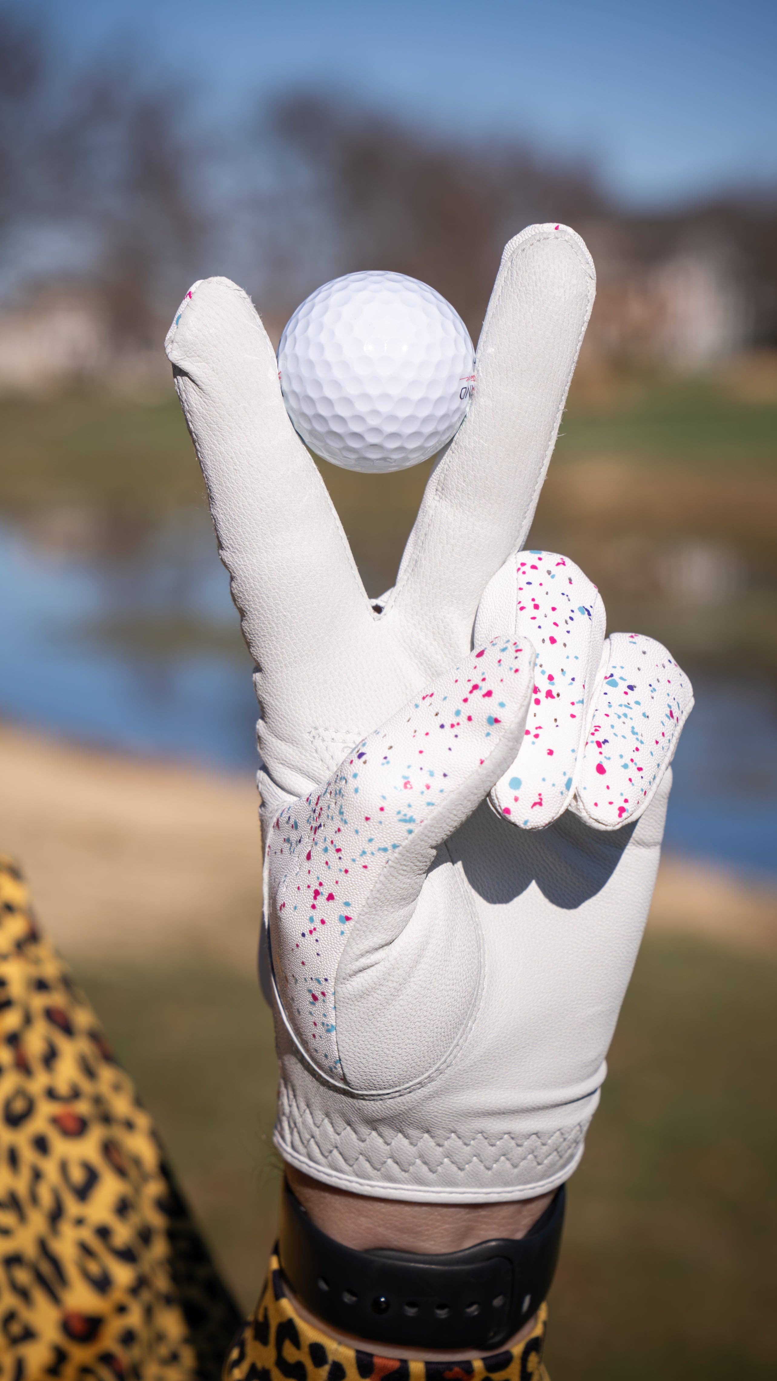 Shank It Golf - Wholesale Sporting Accessories - White Paint Splatter Golf Glove3