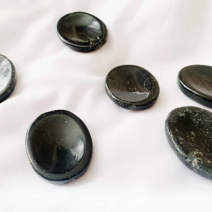 Black Tourmaline Worry Stone for wholesale by CRISTALLI E STELLE