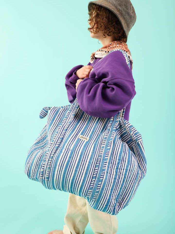 Sac Weekend Stripe Blu per la vendita all'ingrosso da parte di Maison Augustin