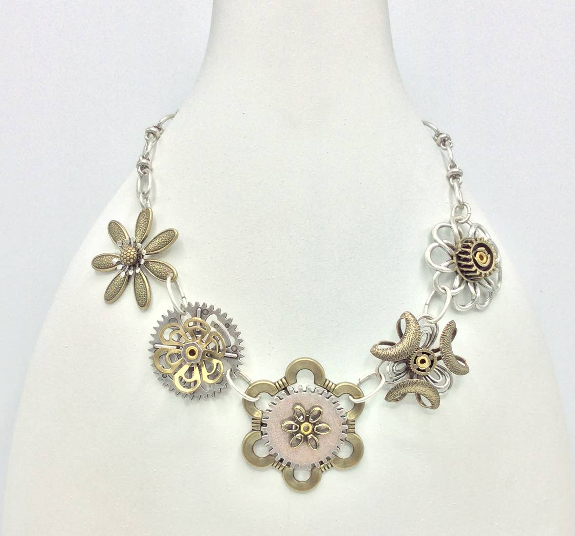 Alchemy Inc - Wholesale Pendant/Charm Necklace - Mechanical Botanical Necklace - 44860