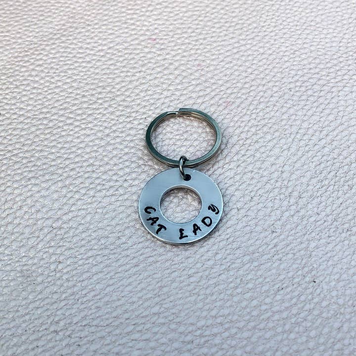 Cat Lady handgestempelter Schlüsselanhänger für den Großhandel von Handmade by Marlayna