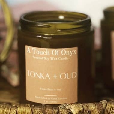 Tonka + Oud pour la vente par A Touch Of Onyx