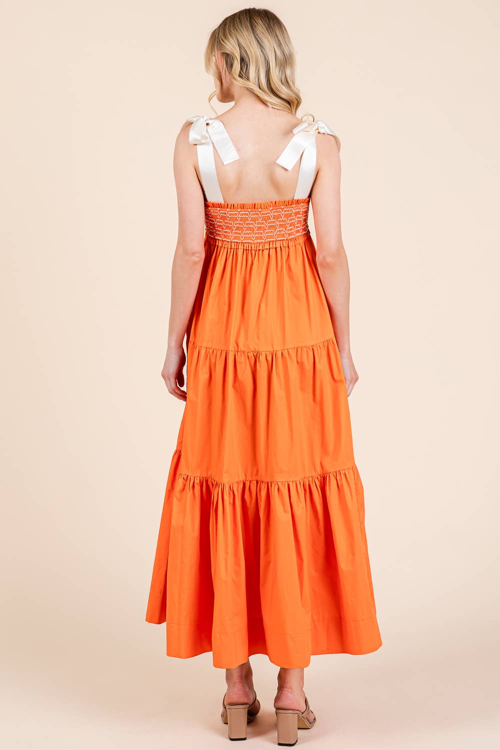 GeeGee x Lovelo - Vendita all'ingrosso Vestito - Donna - Abito midi plissettato a balze taglie comode, MD51552PL23