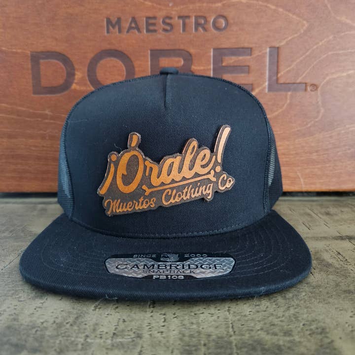 Casquette de camionneur Orale pour la vente par Muertos Clothing Company