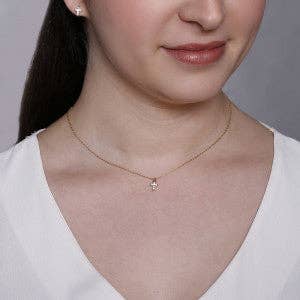 Ensemble d'anneaux en forme de croix pour la vente par Morana