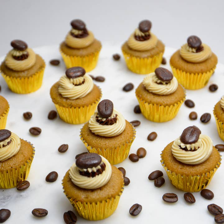 Aloha Bites - Wholesale Cupcake - Cupcakes - Signature Hawaiian Mini 15