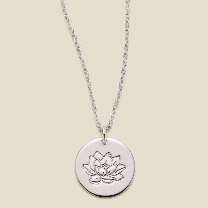 Made By Mary - Wholesale Pendant/Charm Necklace - Birth Flower Necklace - 1/2"17