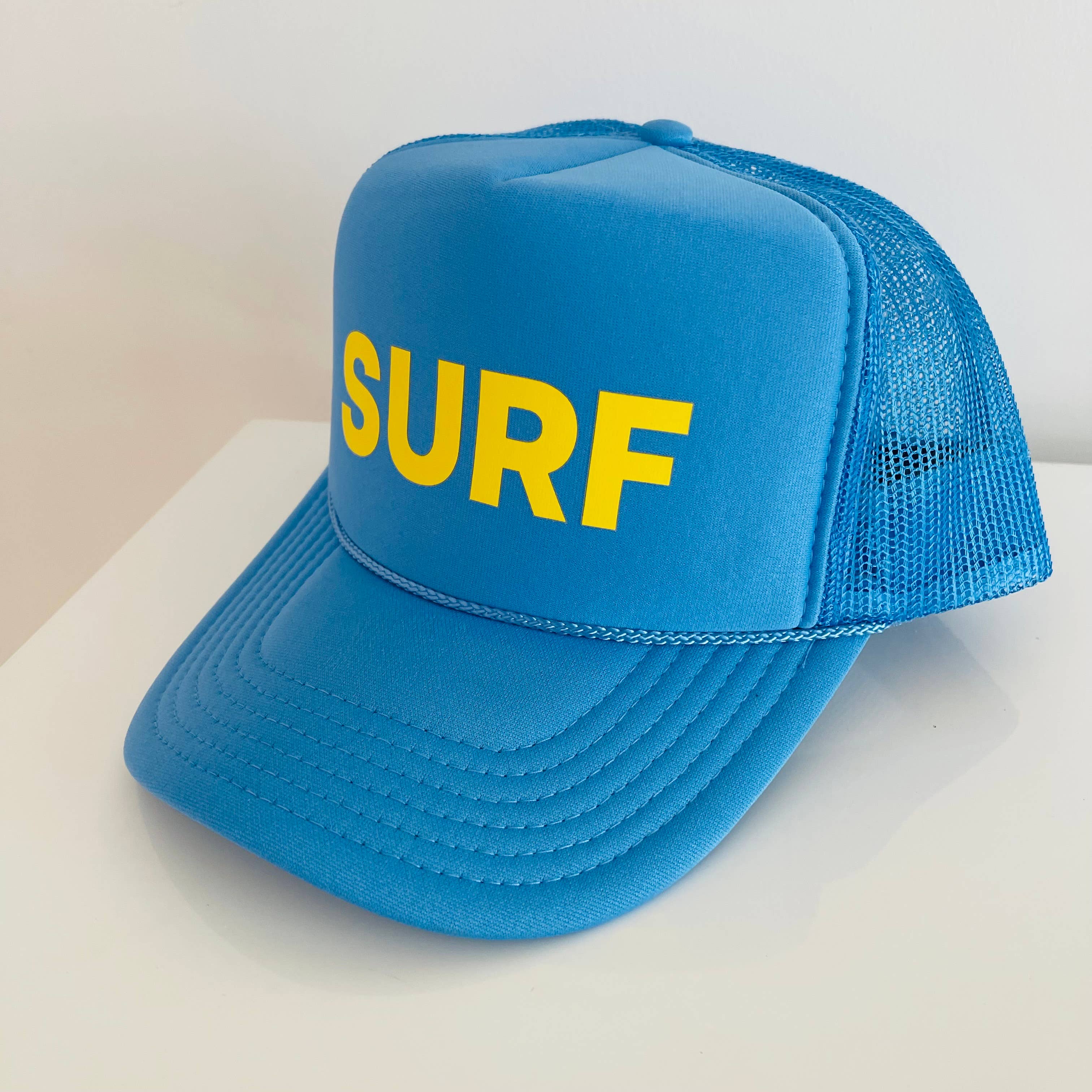 Rad Hat Society - Vendita all'ingrosso Cappellino da camionista - Donna - SURF (nuovo carattere in giallo) 1