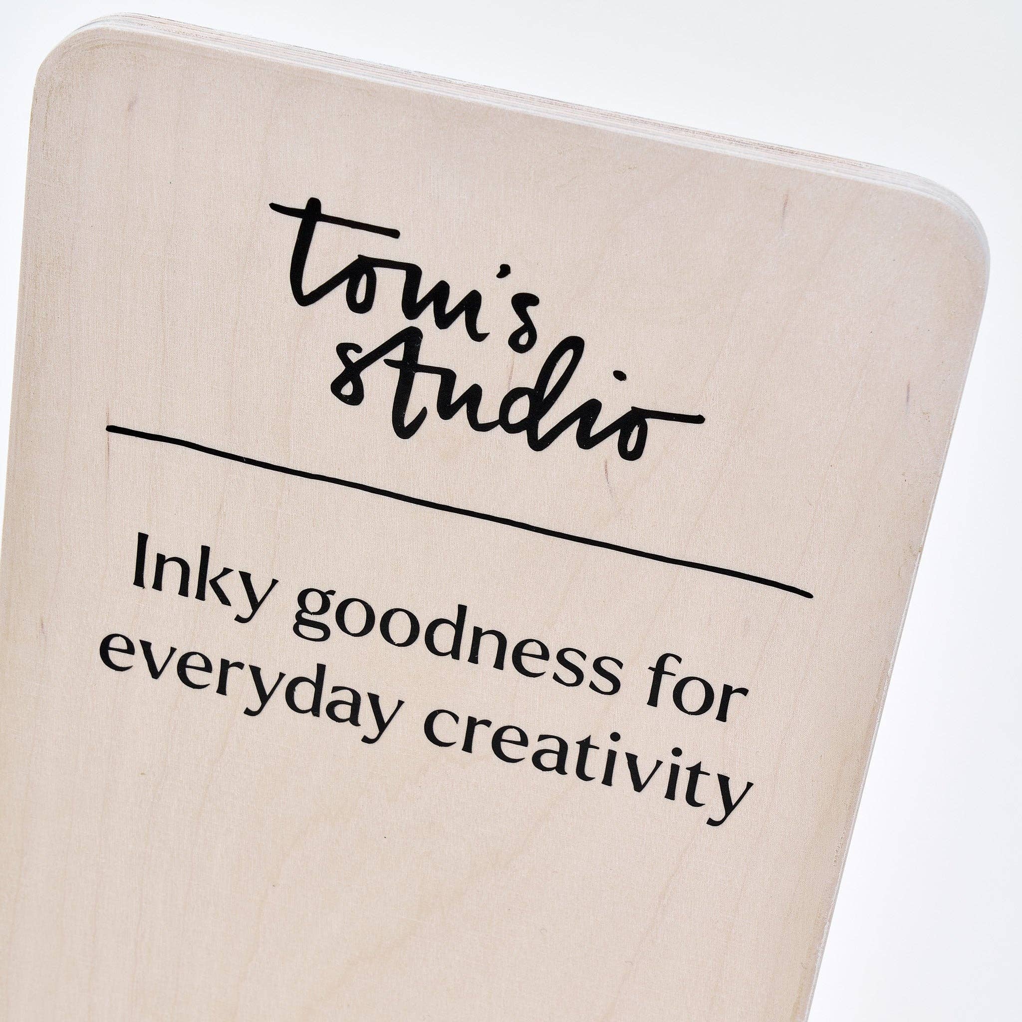 Tom's Studio – wholesale Pen – Fountain Pen Ink - Countertop Display Unit and Starter Kits14