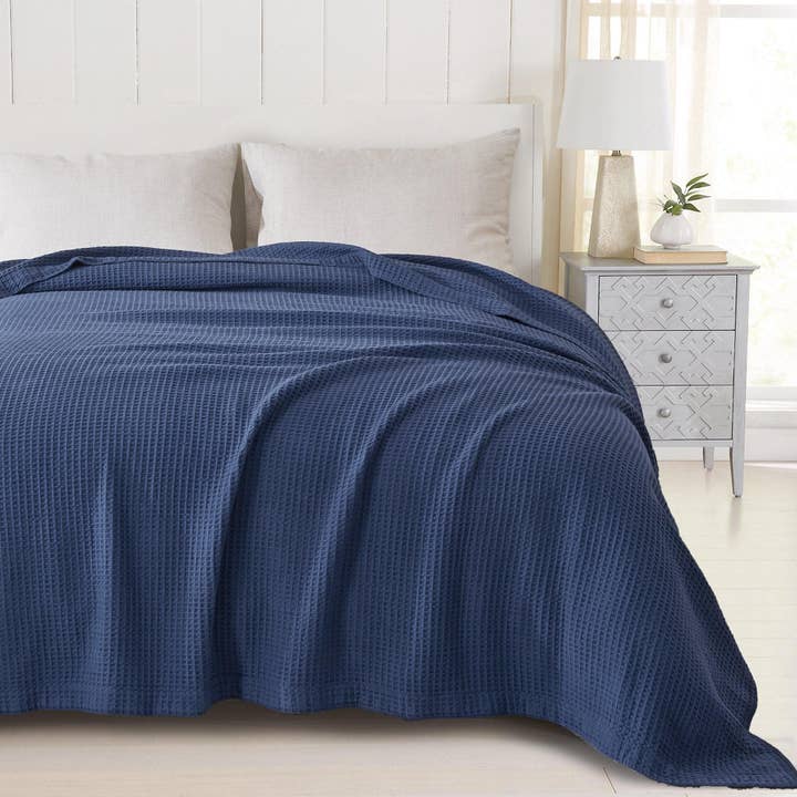 BH Collective - Wholesale Bedding Blanket - 100% Cotton Waffle Weave Blanket - Mikala Collection