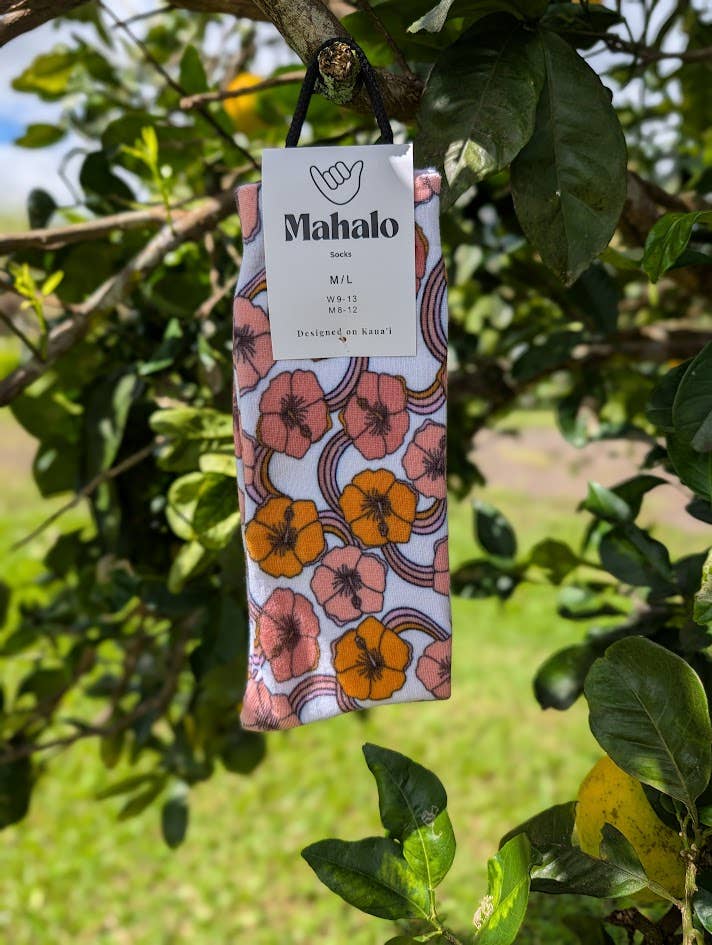 Koloa Farms - Wholesale Socks - Unisex - Retro Hibiscus Socks - Hawaiian Print Socks - Pink Flower1