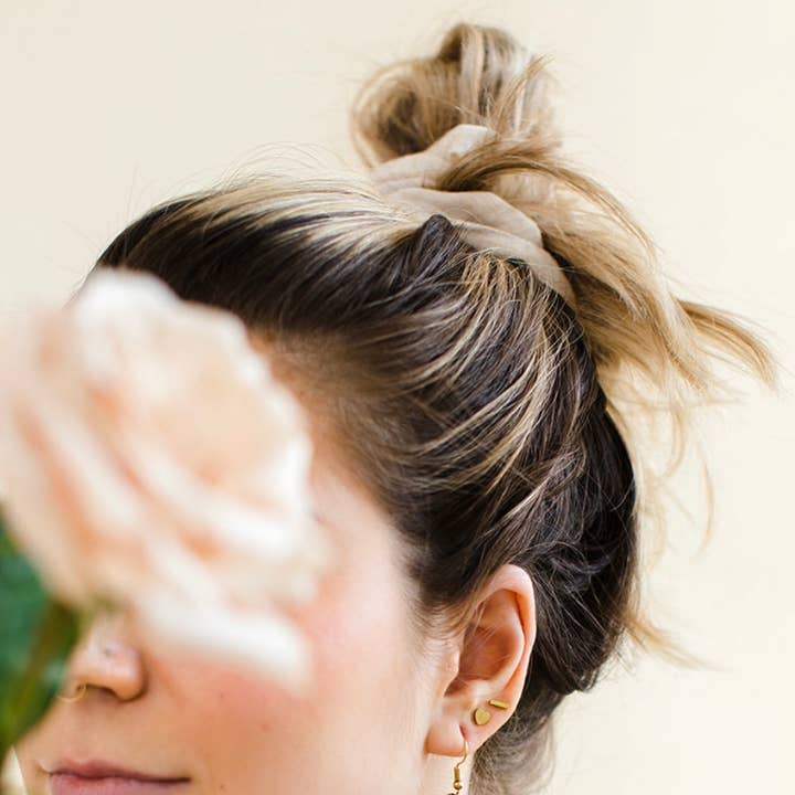 Whitebirch Handmade Goods – wholesale Solitärörhängen – Mini mässing hjärta örhängen3