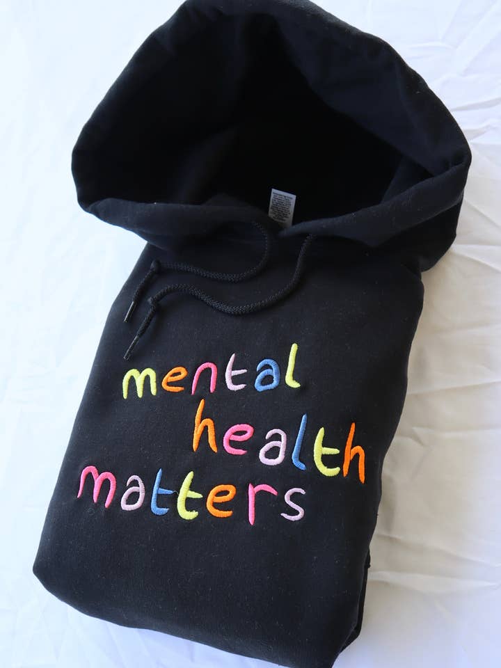 UNMATCHED – Großhandel Hoodie – Unisex – Rainbow Mental Health Matters, Hoodie oder Rundhalsausschnitt, Langarm, klassische Passform, Unisex, Erwachsene1