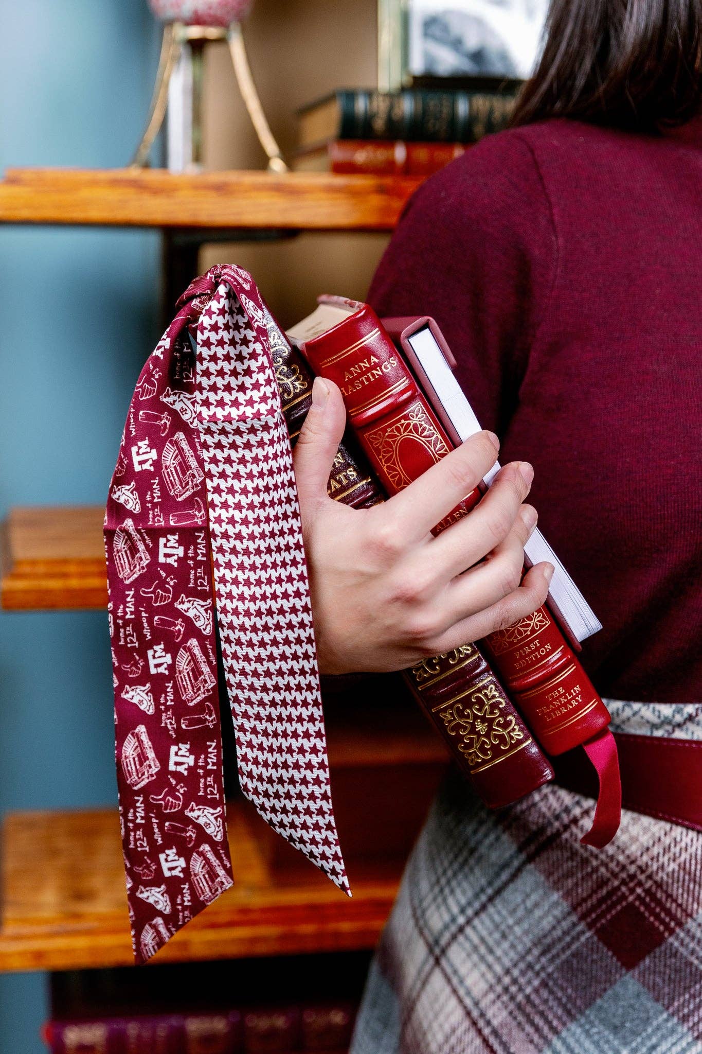 Victory Lap – Engroshandel Tørklæde - Dame – Sideline Scarf™ - TAMU3