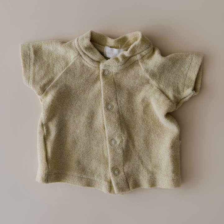 Top à boutons pression | Buttercream pour la vente par August River Co.