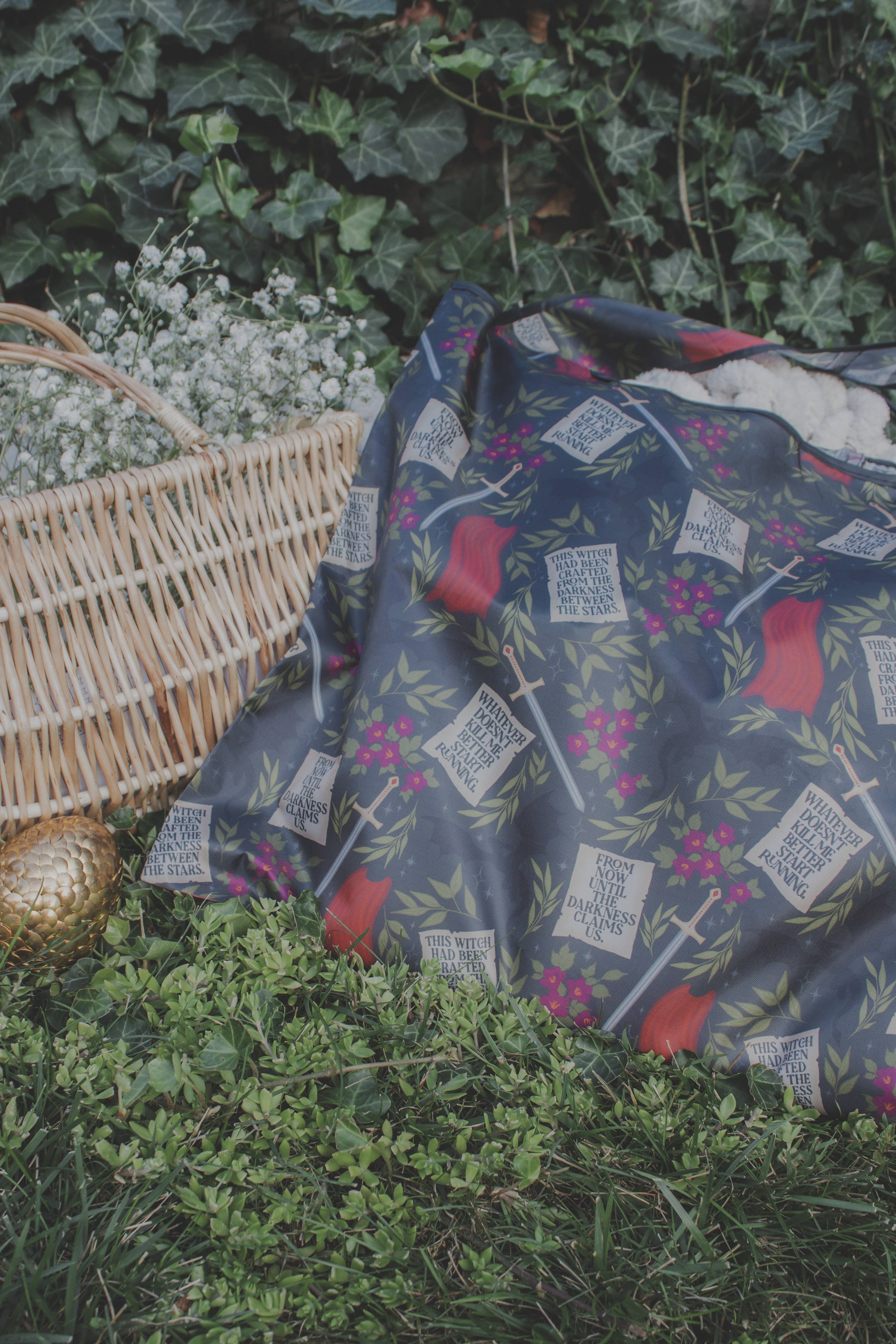 Meaggie Moos - Wholesale Grocery/Shopping Bag - Throne of Glass Manon | Reusable Bookish Grocery Tote Bag3