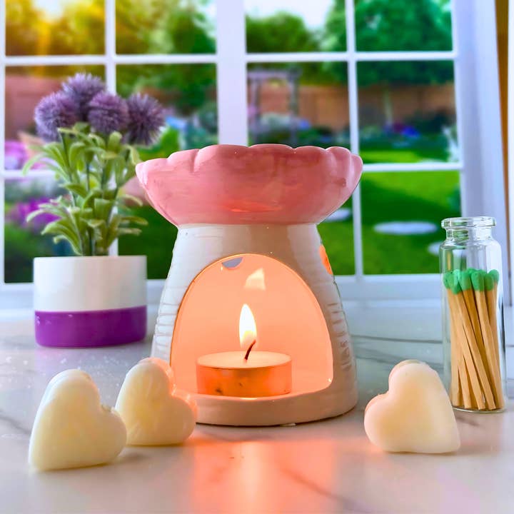 Simply Love Candle - Wholesale Wax Melt - Balsam Fir Heart Wax Melt in Kraft Box Pine, Musky + Woody2