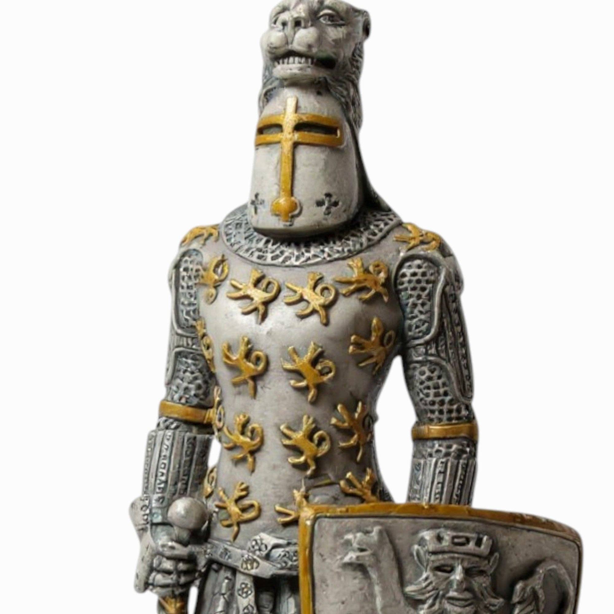 Timeline Gifts Ltd - Wholesale Decorative Figurine - Metal Knight Statue - 13th Century Lion Crested Knight1