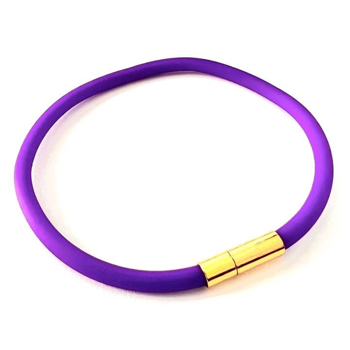 Pulseira Tami Impermeável de Cordão de Borracha Soft Touch com Agulha de Ouro/Fecho Pino - Roxo por atacado de Unklaspe