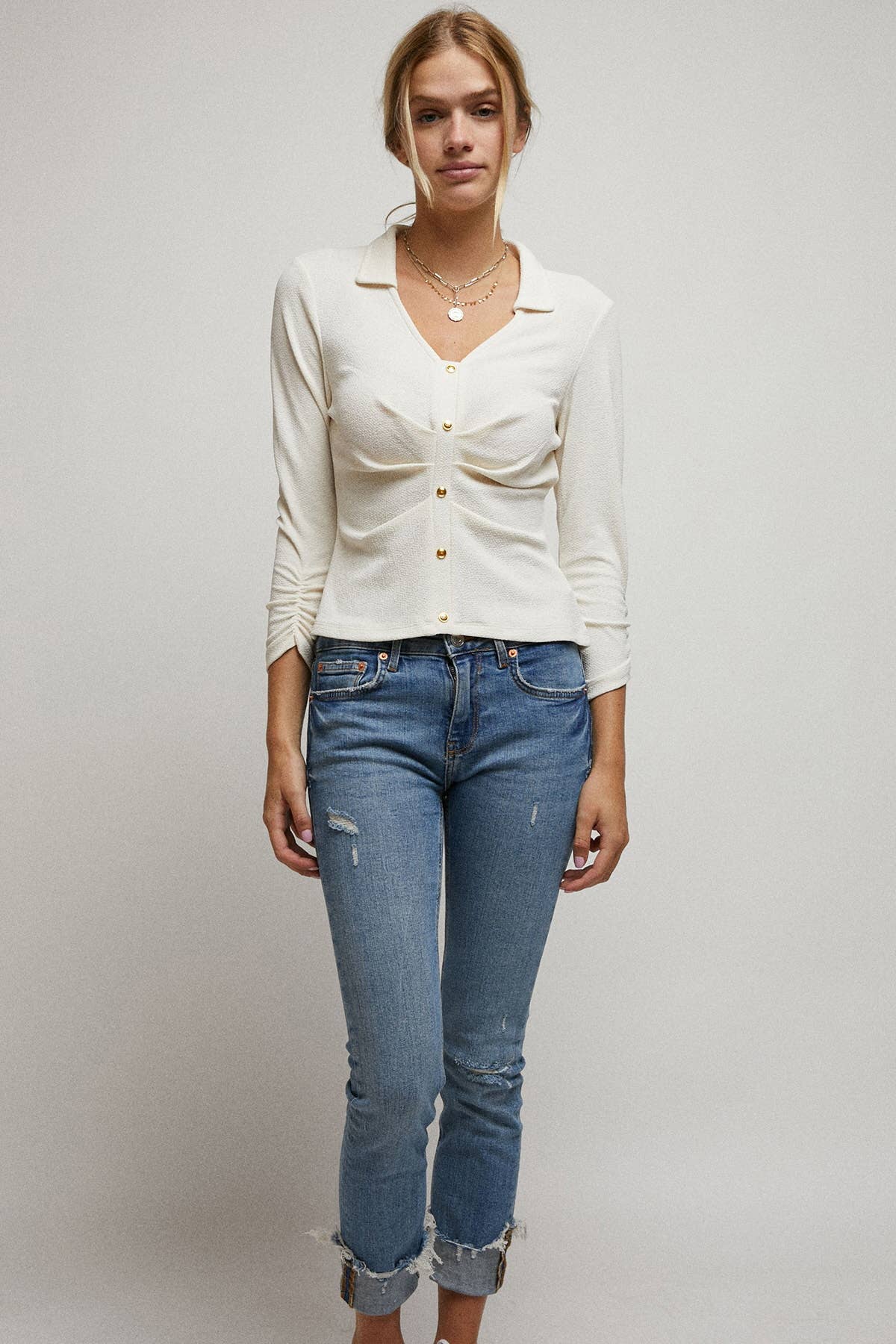 Cerule - Wholesale Blouse - Women's - Cinched 3/4 Sleeves Pleated Front Collar V-Neck Top8