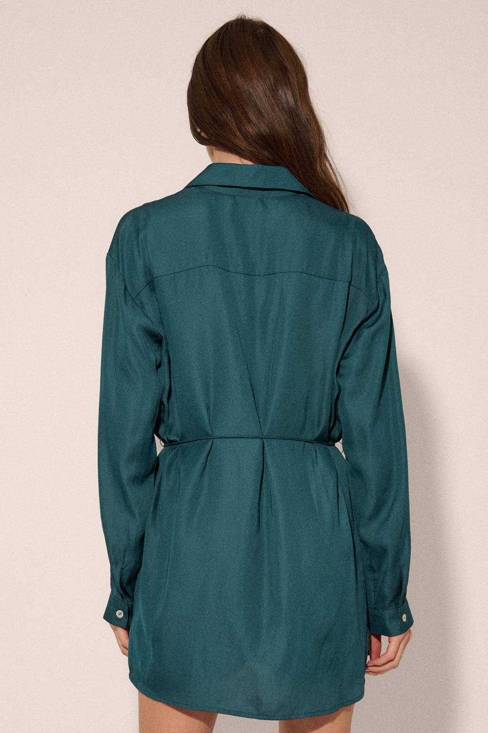 Promesa USA – Romper - Mulher por atacado – Macaquinho sólido de cetim com botão, cintura alta e cinto47